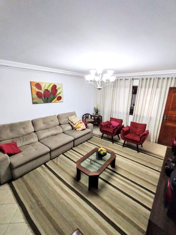 Casa à venda no Jardim América: 