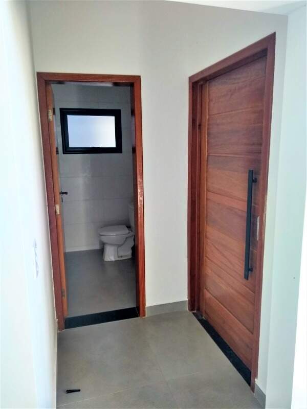 Casa à venda no Portal Ville Jardins: 