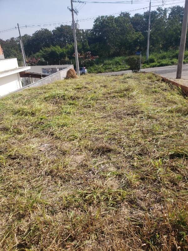 Terreno à venda no Residencial Vitiello: 