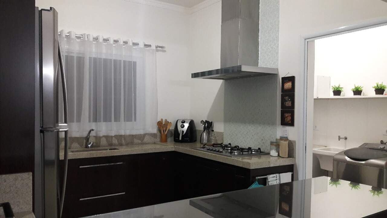 Casa à venda no Residencial Haras Inga Mirim: 