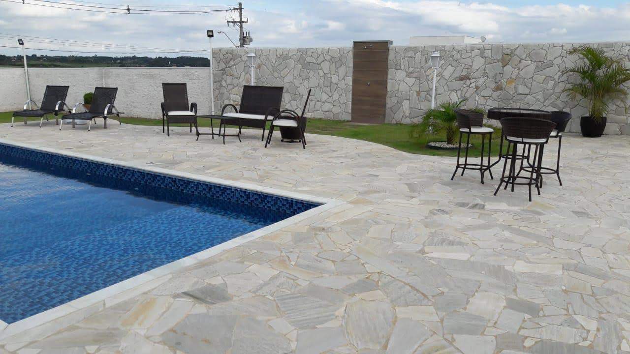 Casa à venda no Residencial Haras Inga Mirim: 