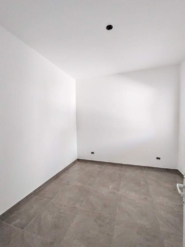 Casa à venda no Portal Ville Jardins: 