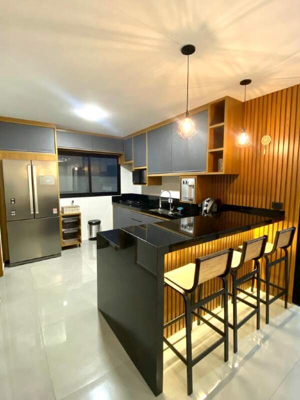 Casa à venda no Portal Ville Jardins: 