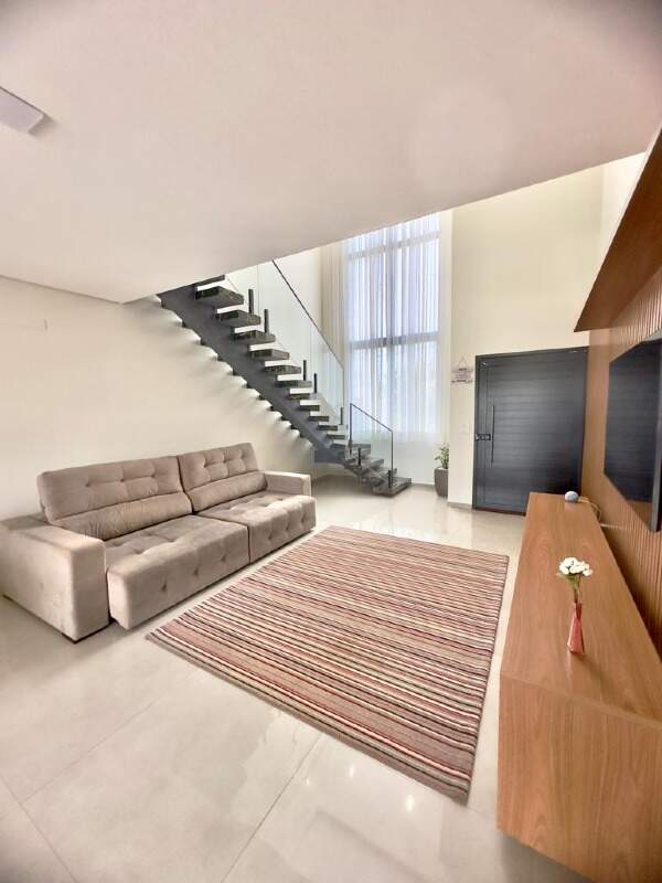 Casa à venda no Portal Ville Jardins: 