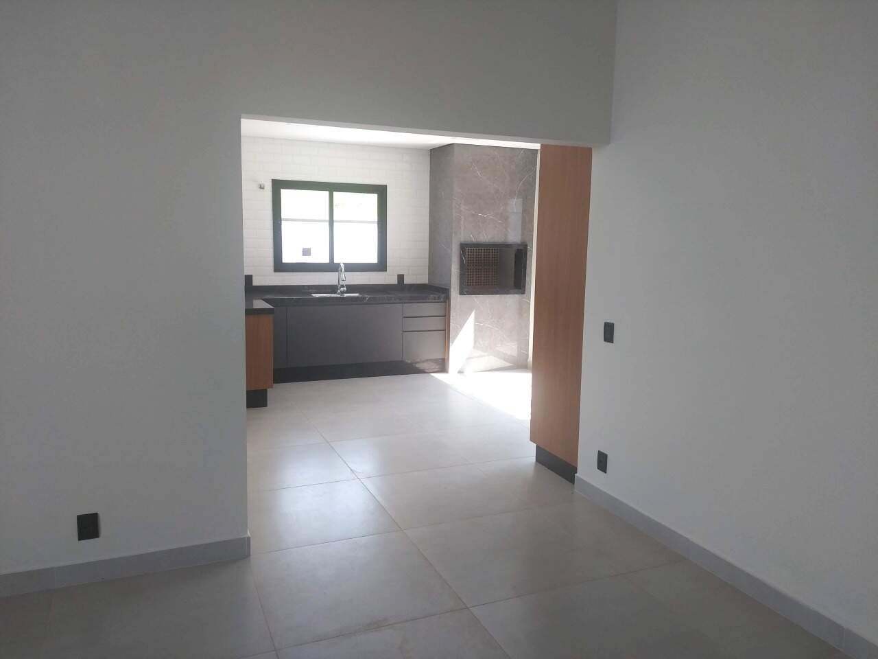 Casa à venda no Portal Ville Jardins: 