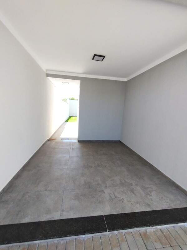 Casa à venda no Portal Ville Jardins: 