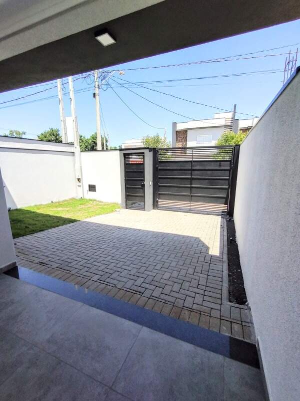 Casa à venda no Portal Ville Jardins: 