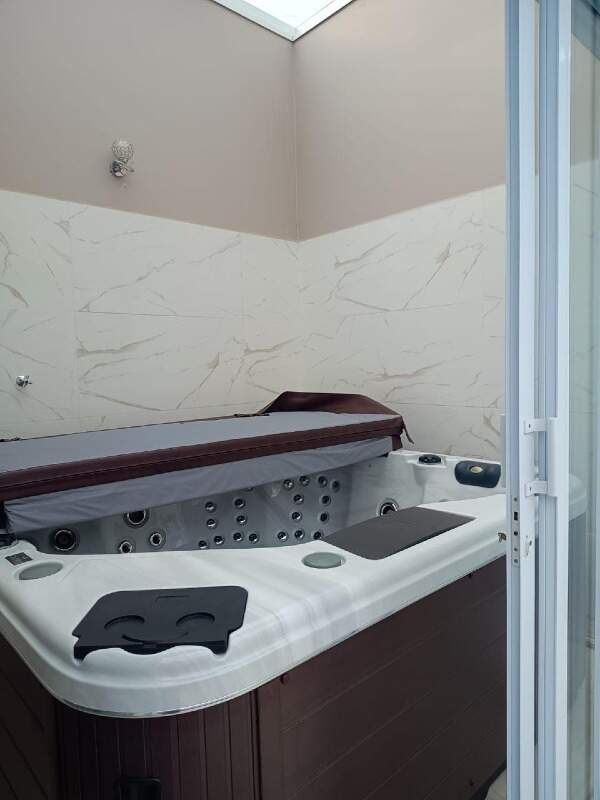 Casa à venda no Portal Ville Jardins: 