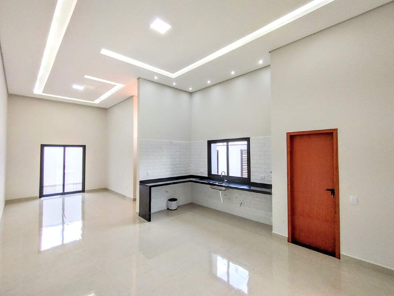 Casa à venda no Portal Ville Azaleia: 