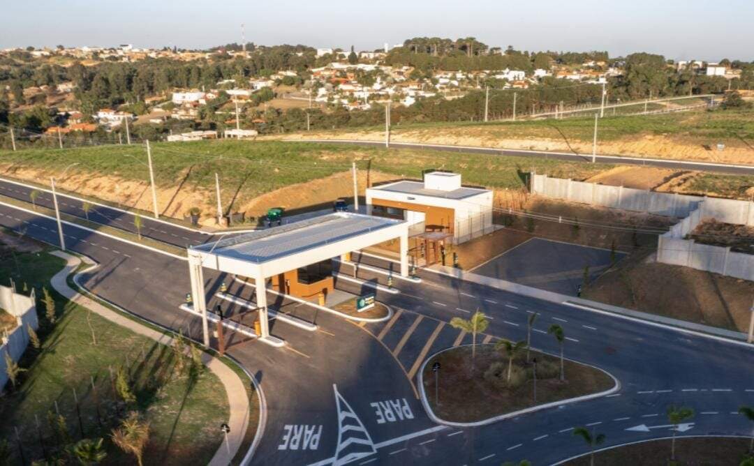 Terreno à venda no Loteamento Reserva dos Ipês: 