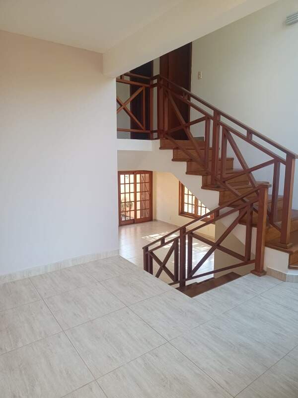 Casa à venda no Flora Ville: 