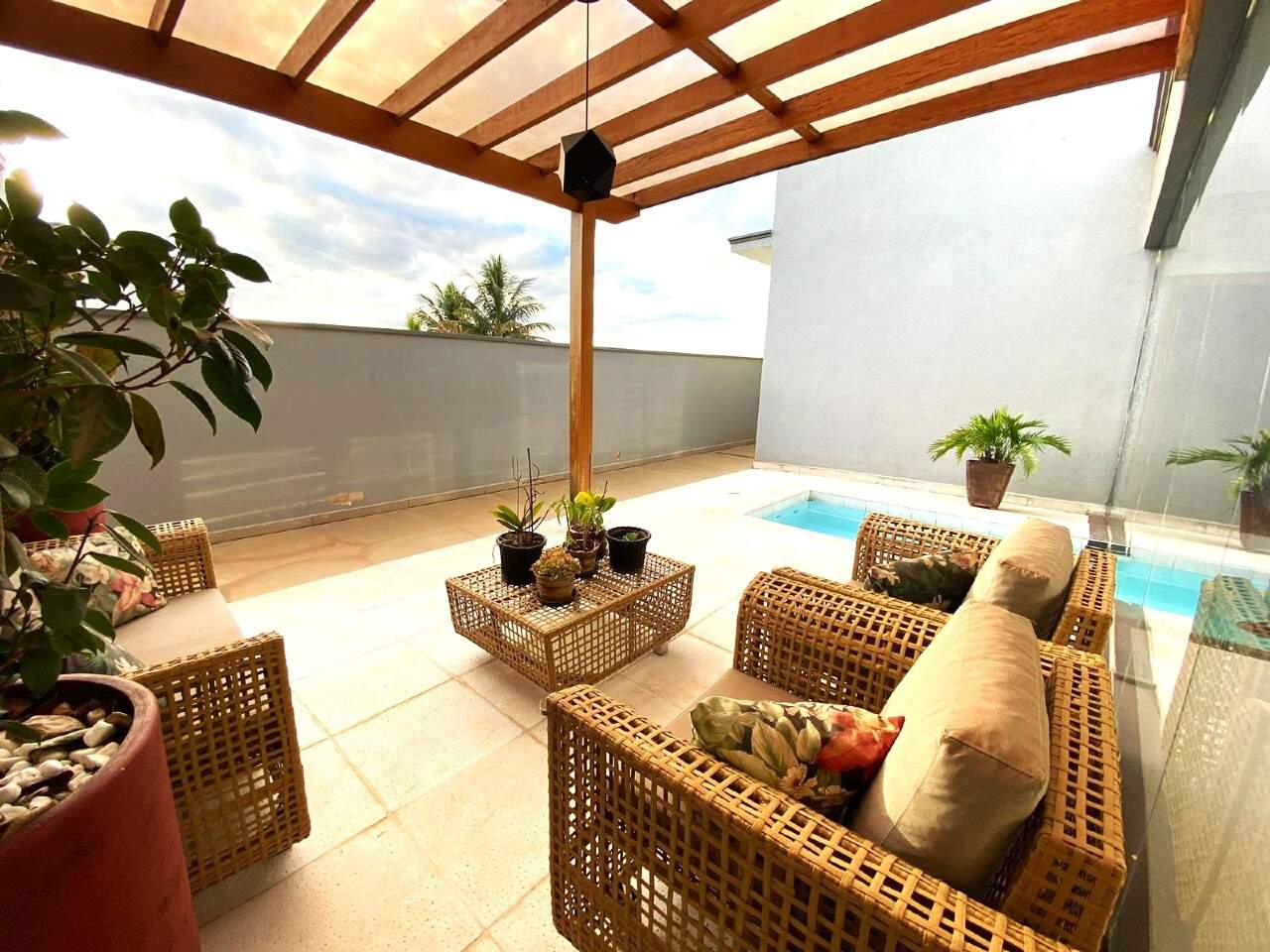 Casa à venda no Flora Ville: 