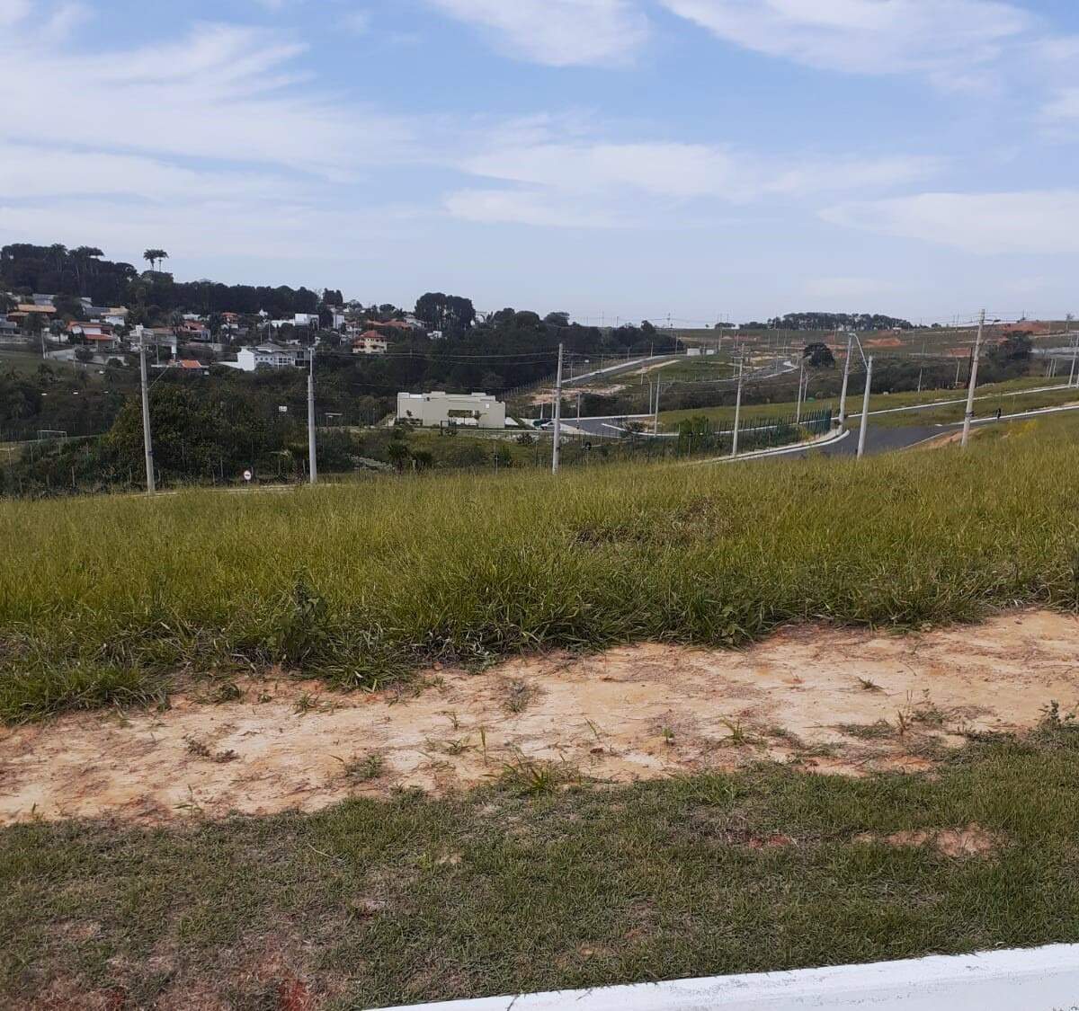 Terreno à venda no Loteamento Reserva dos Ipês: 