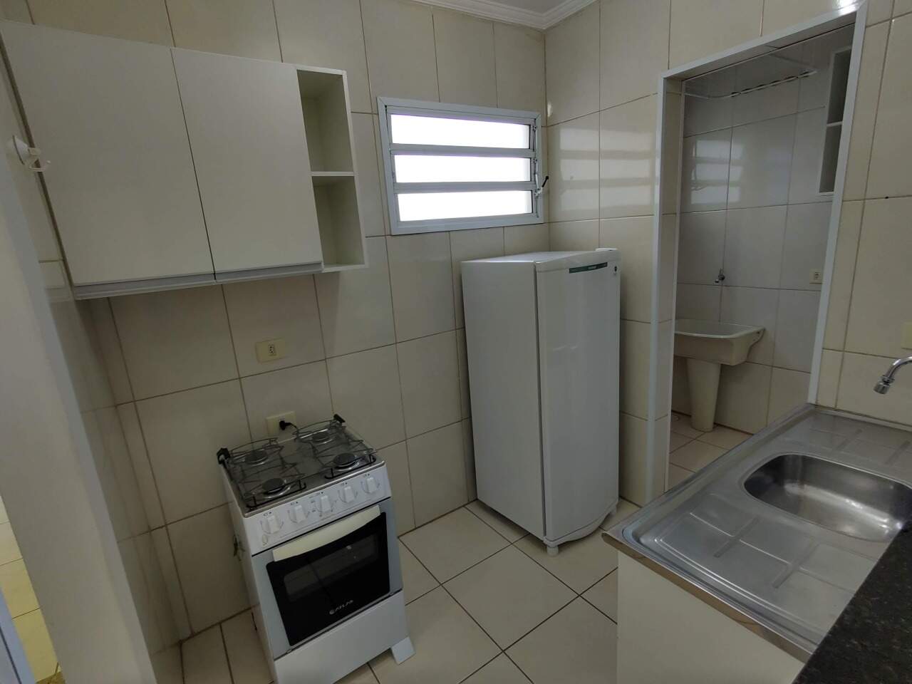 Kitnet à venda no Águia da Castelo: 