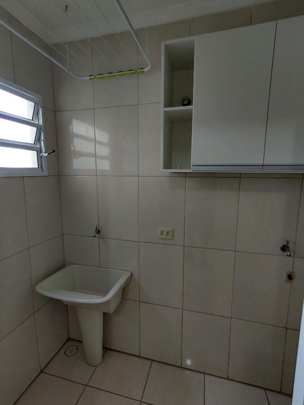 Kitnet à venda no Águia da Castelo: 