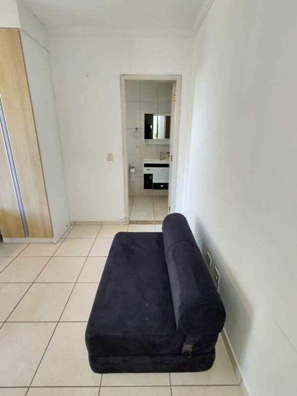 Kitnet à venda no Águia da Castelo: 