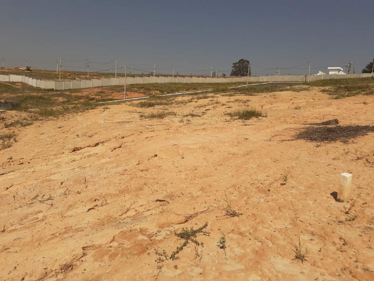 Terreno à venda no Loteamento Reserva dos Ipês: 