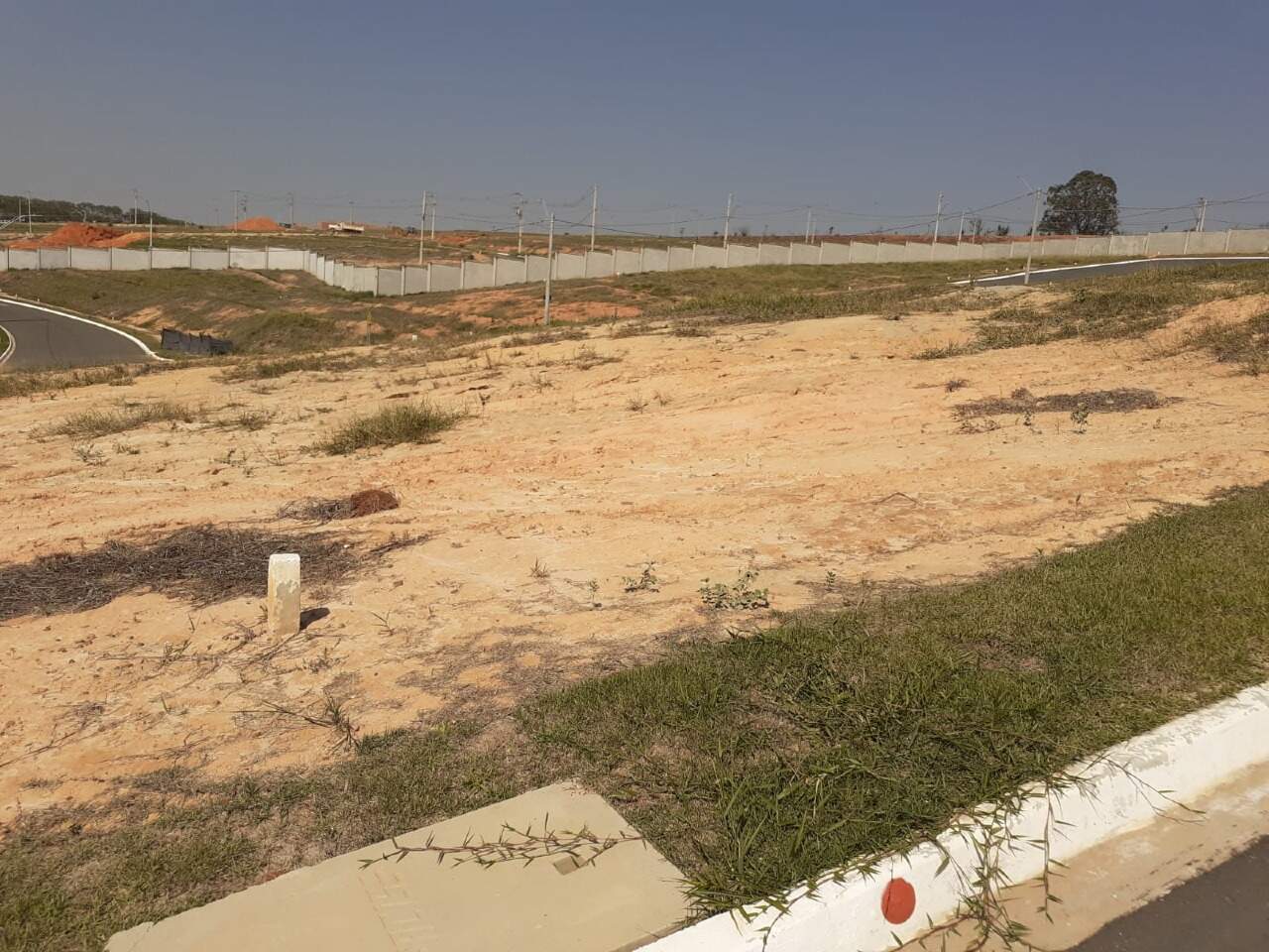 Terreno à venda no Loteamento Reserva dos Ipês: 