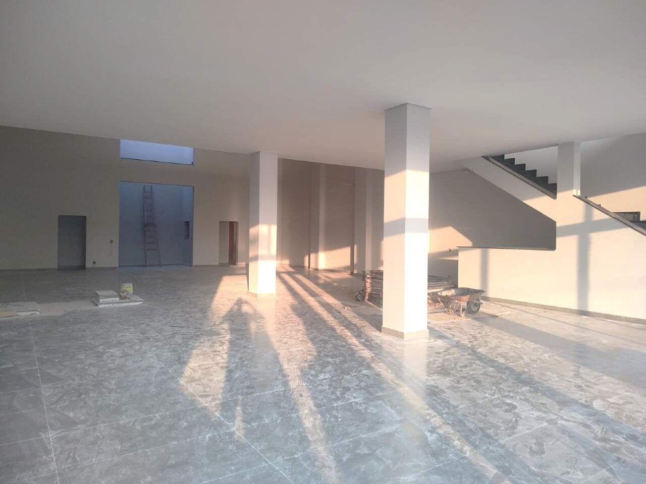 Salão para aluguel no Portal Ville Azaleia: 