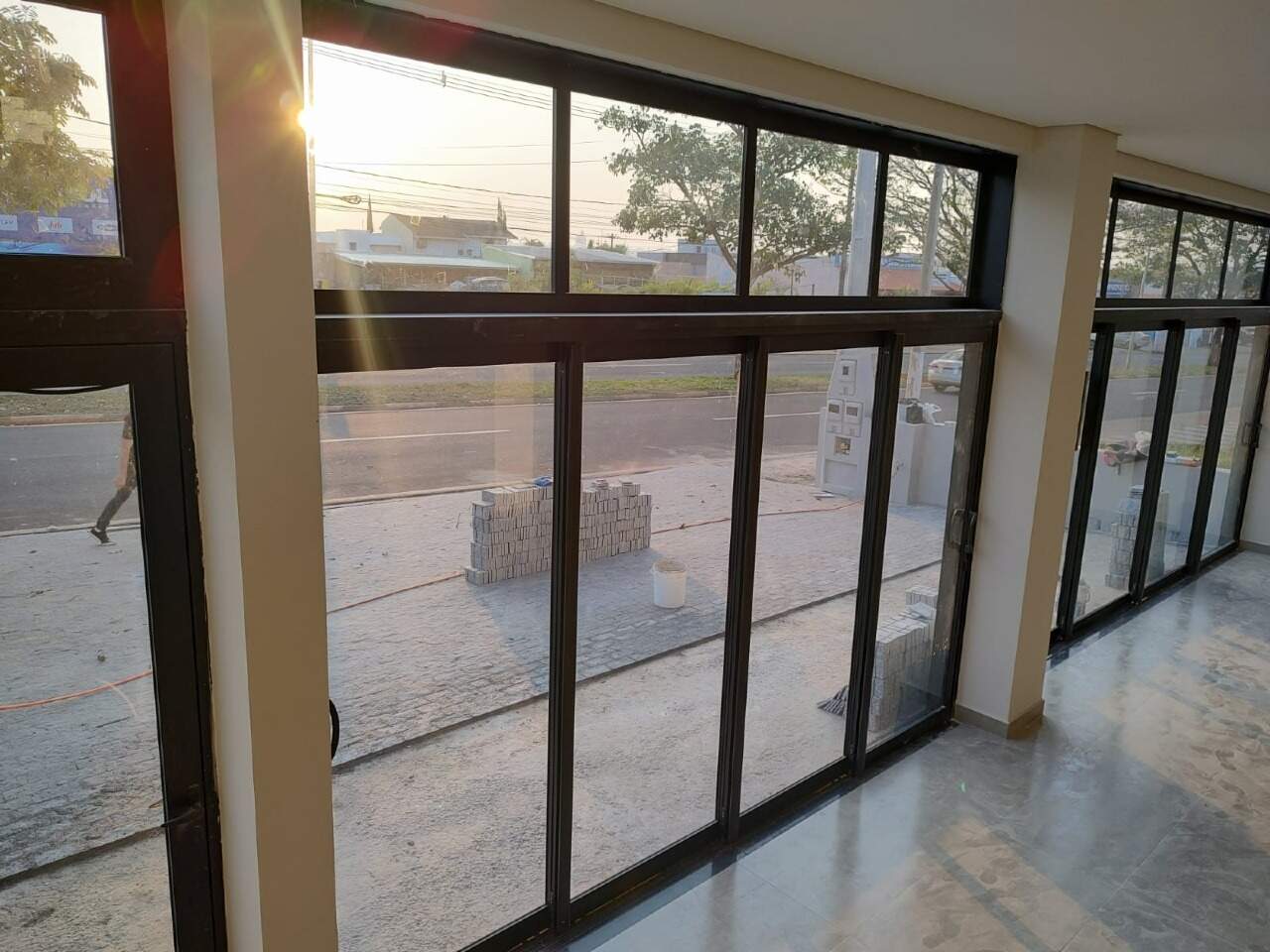 Salão para aluguel no Portal Ville Azaleia: 