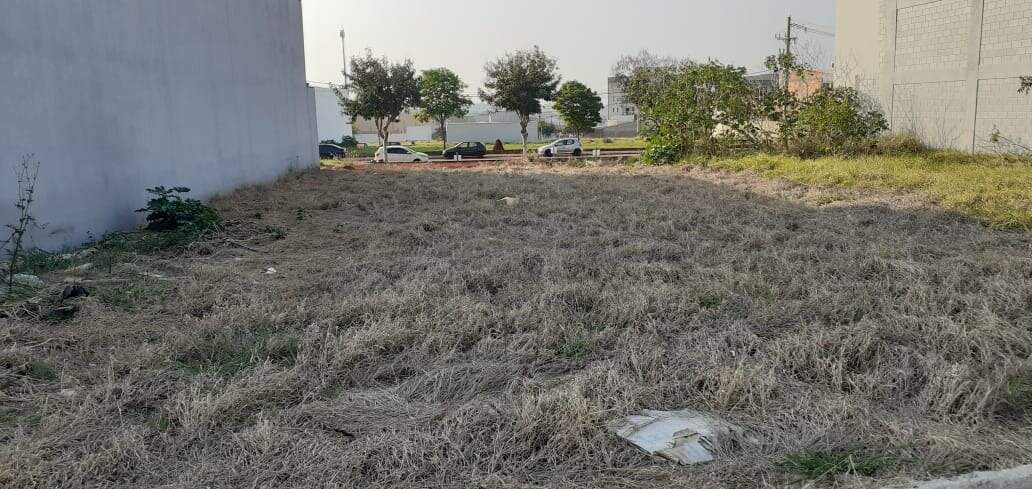 Terreno à venda no Portal Ville Azaleia: 