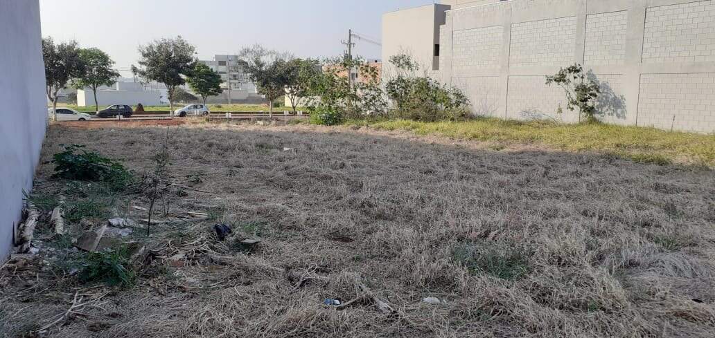 Terreno à venda no Portal Ville Azaleia: 