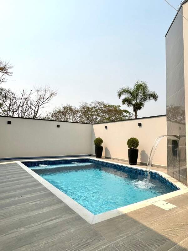 Casa à venda no Portal Ville Gardenia: 