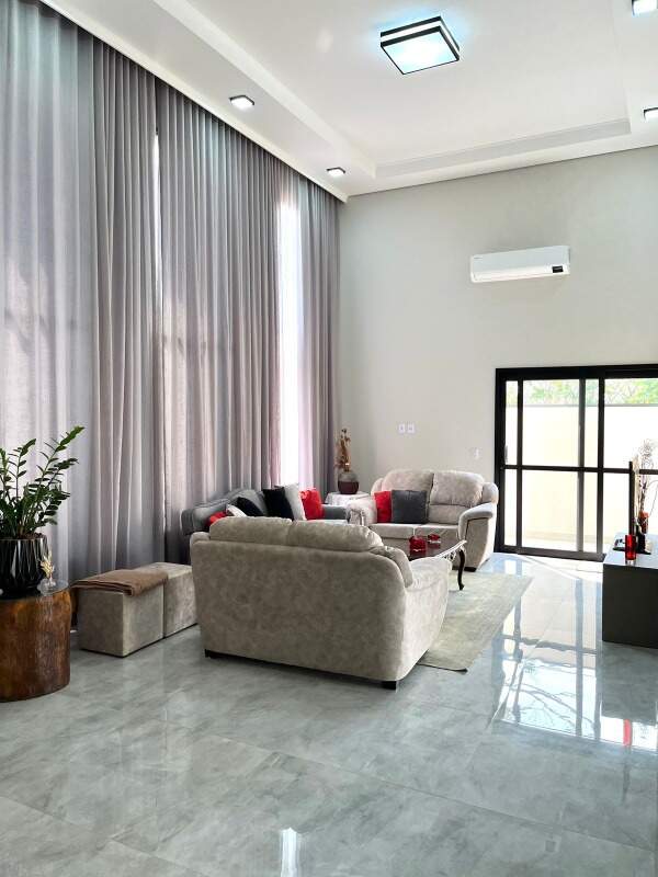 Casa à venda no Portal Ville Gardenia: 