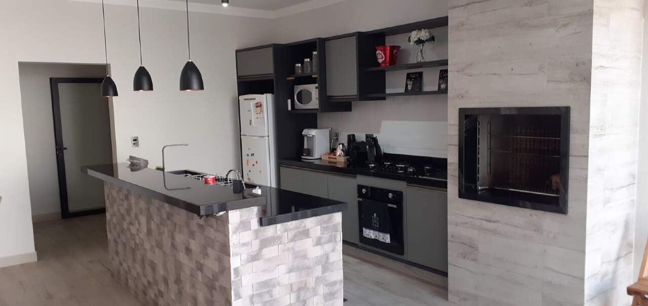 Casa à venda no Portal das Estrelas II: 