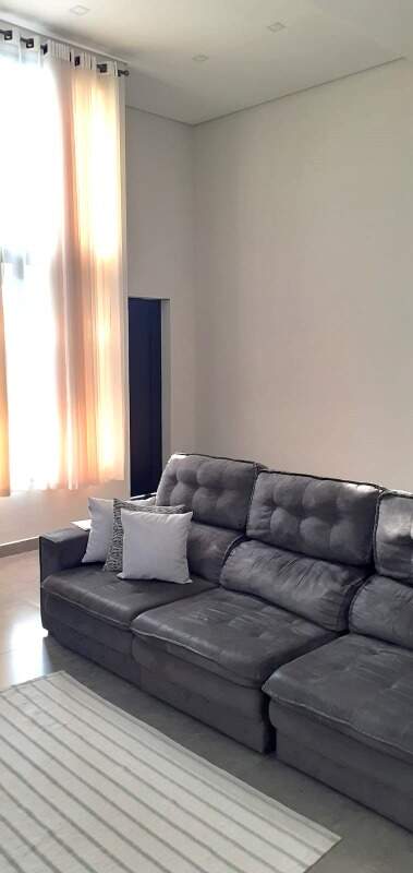 Casa à venda no Portal das Estrelas II: 