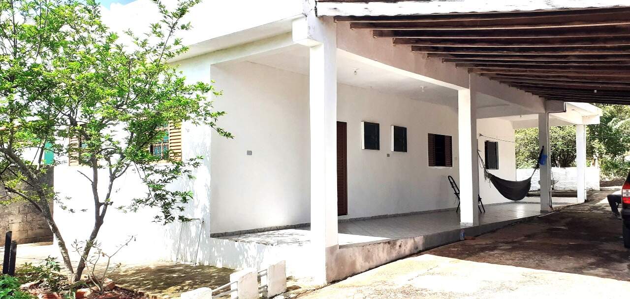 Chácara à venda no Parque das Árvores: 