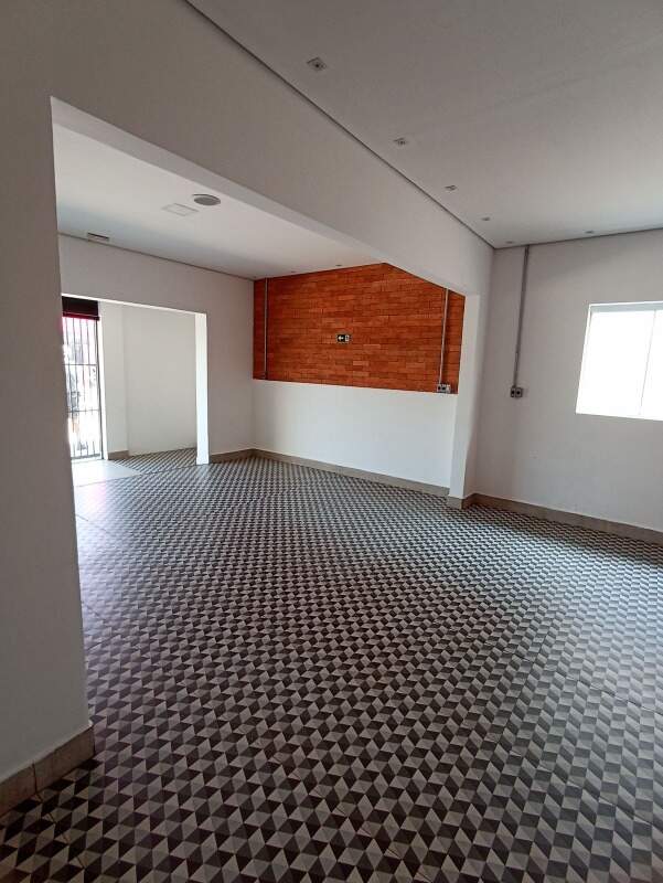 Salão para aluguel no Centro: 