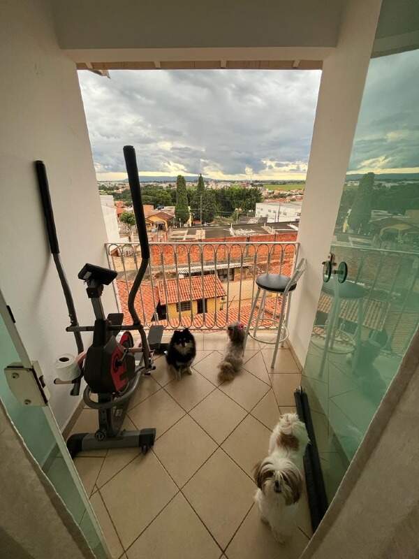 Apartamento à venda no Águia da Castelo: 