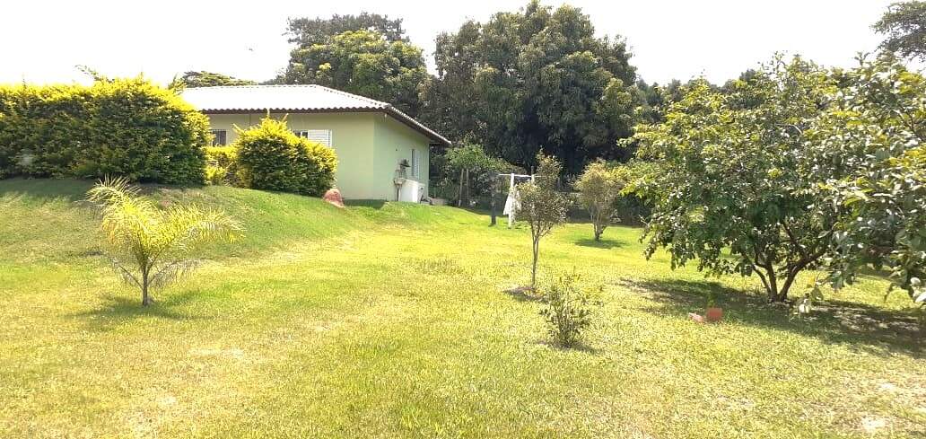 Chácara à venda no Chácara dos Pinhais: 