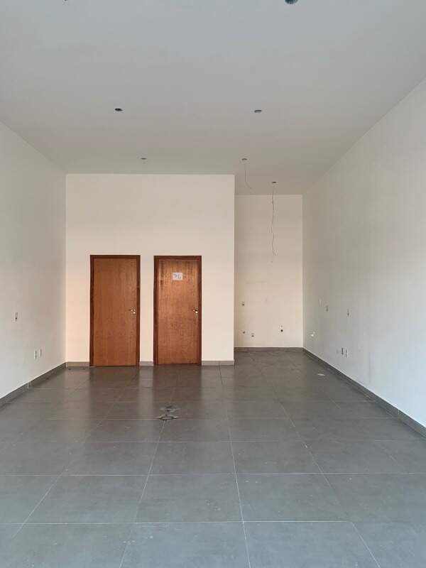 Sala para aluguel no Portal Ville Gardenia: 