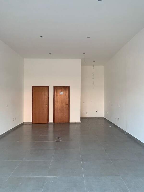 Sala para aluguel no Portal Ville Gardenia: 