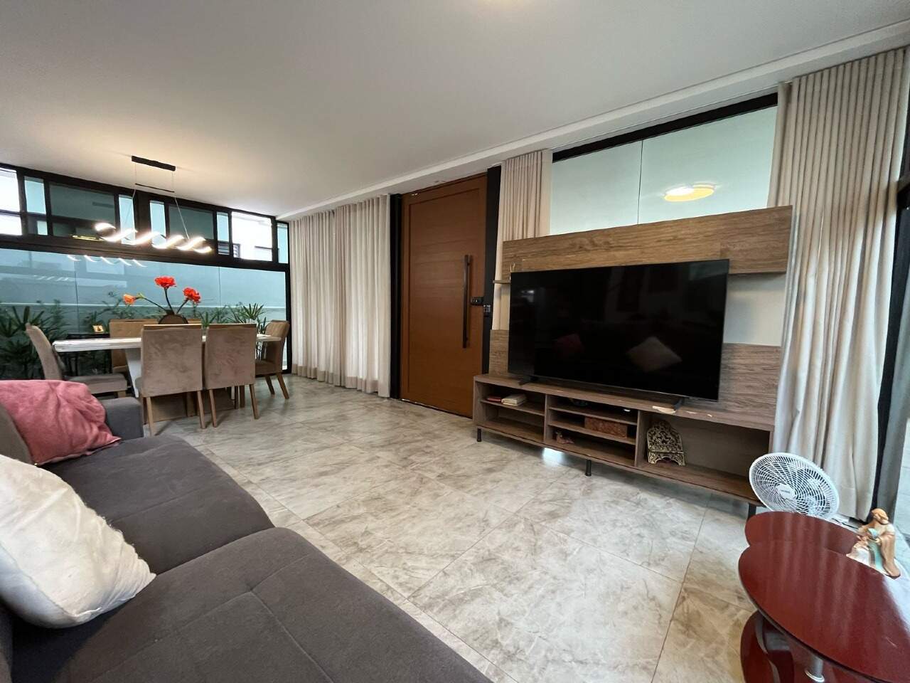 Casa à venda no Portal Ville Jardins: 