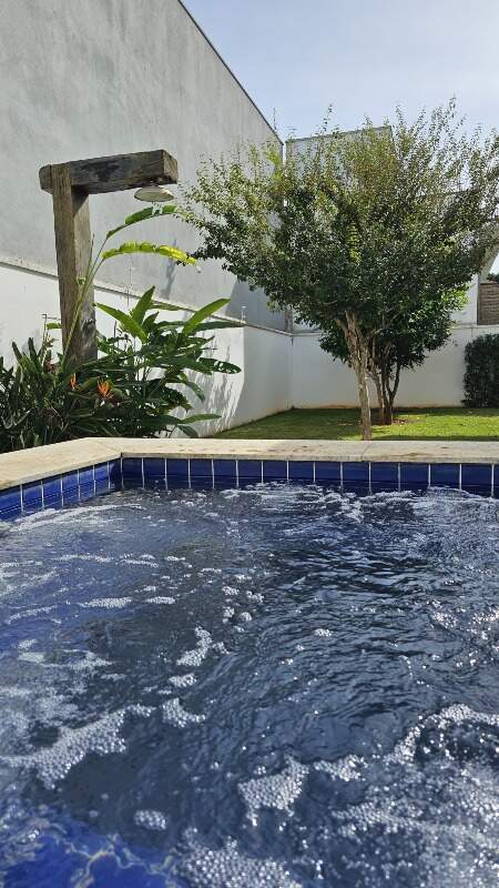 Casa à venda no Portal das Estrelas II: 