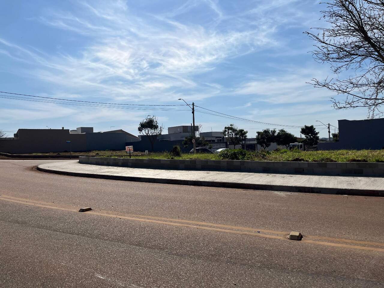 Terreno à venda no Portal Ville Jardins: 