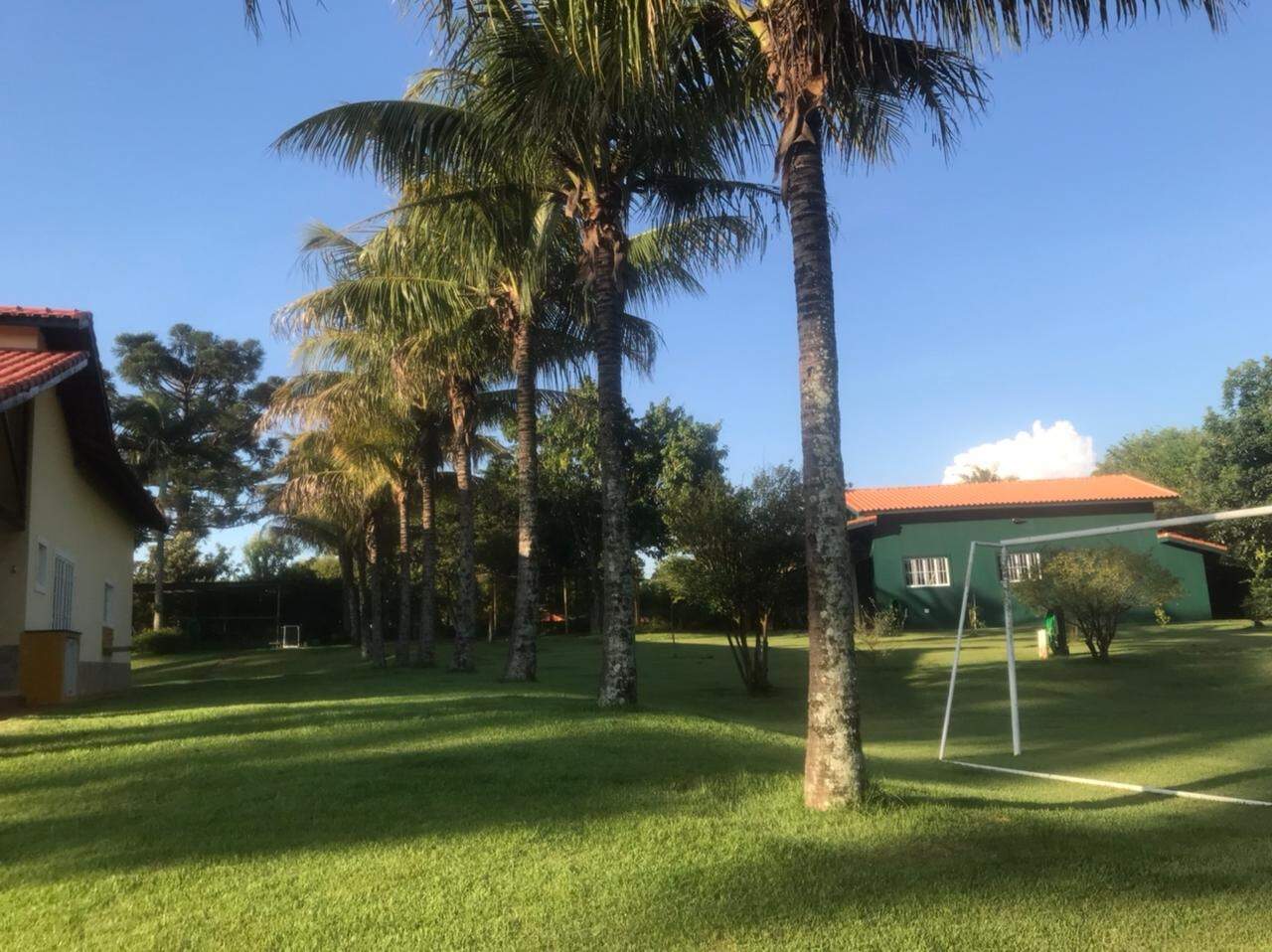 Terreno à venda no Fazenda Castelo: 