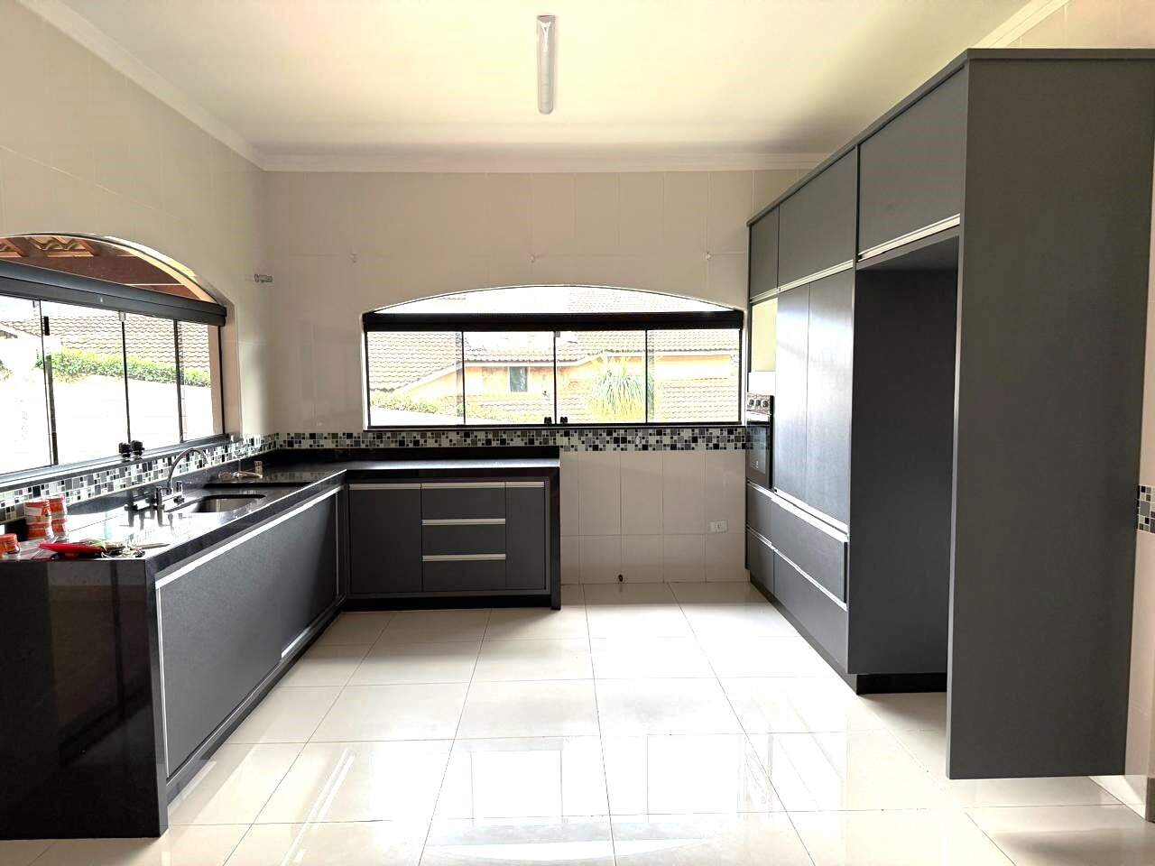 Casa à venda no Residencial Saint Claire: 