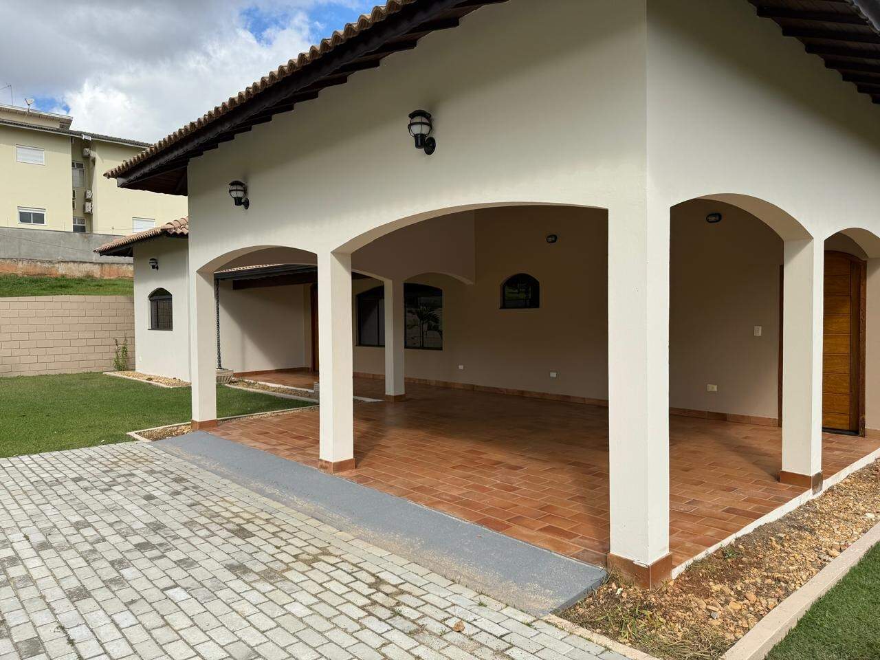 Casa à venda no Residencial Saint Claire: 