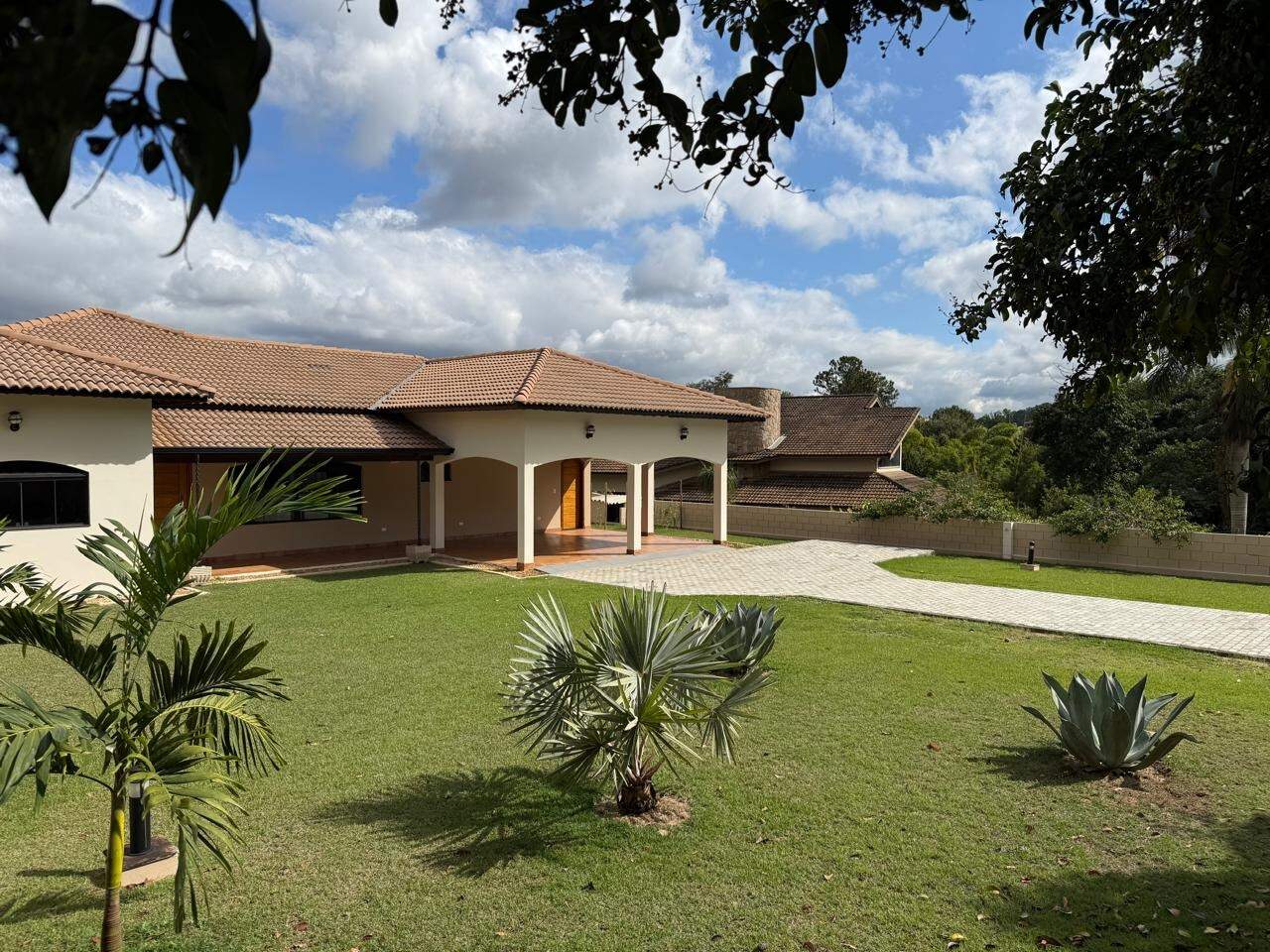 Casa à venda no Residencial Saint Claire: 