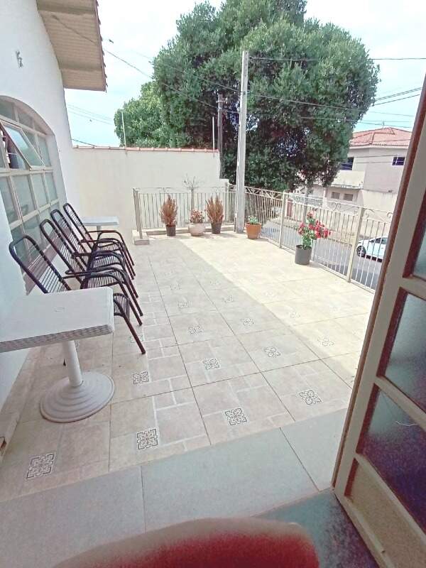 Casa à venda no Jardim Oreana: 