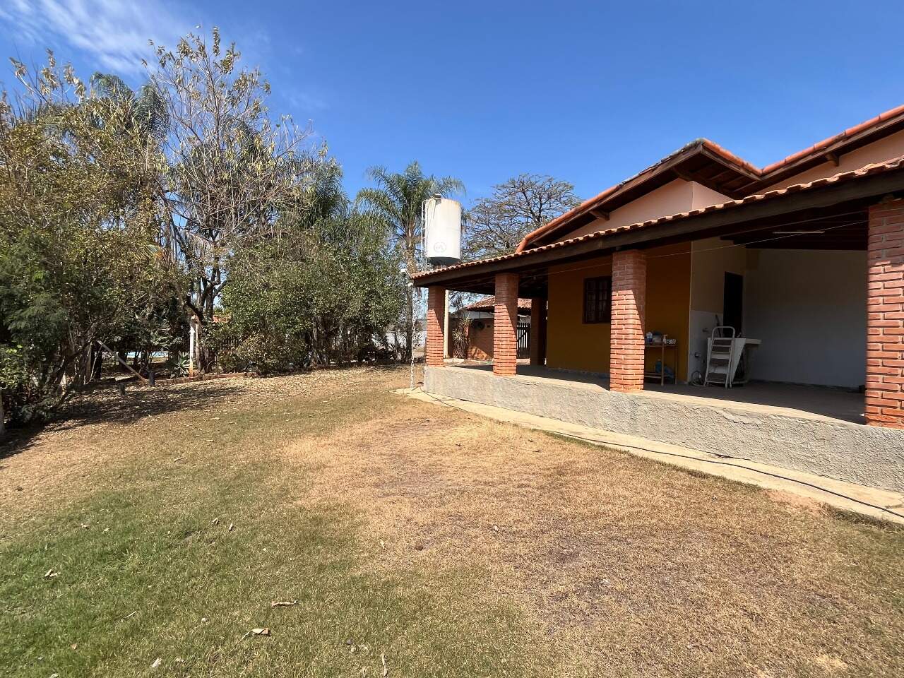 Chácara à venda no Jardim Santa Adélia: 