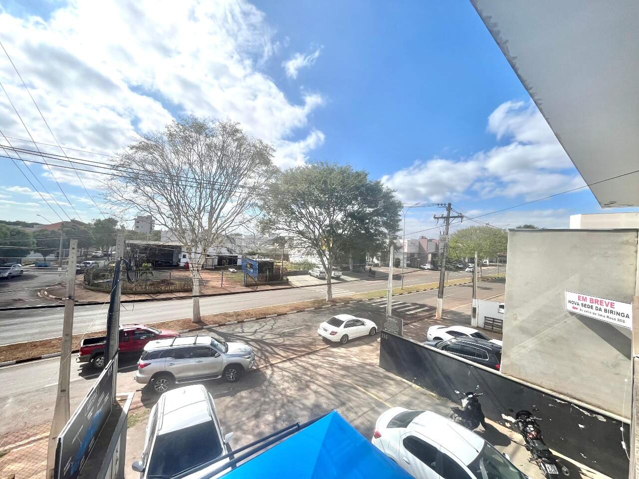 Sala para aluguel no Portal dos Pássaros I: 