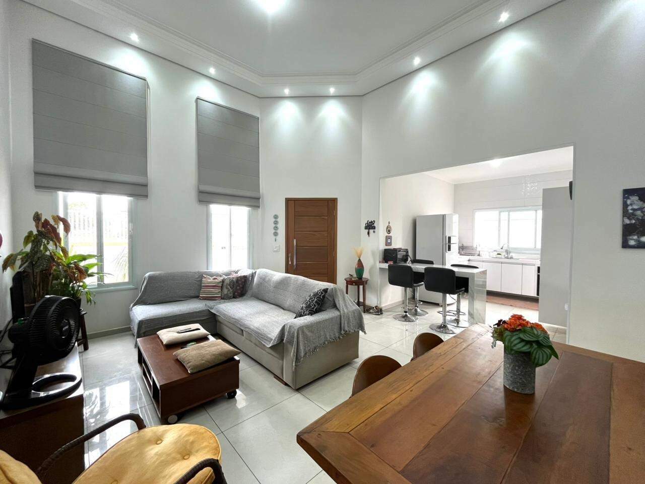 Casa à venda no Portal Ville Jardins: 