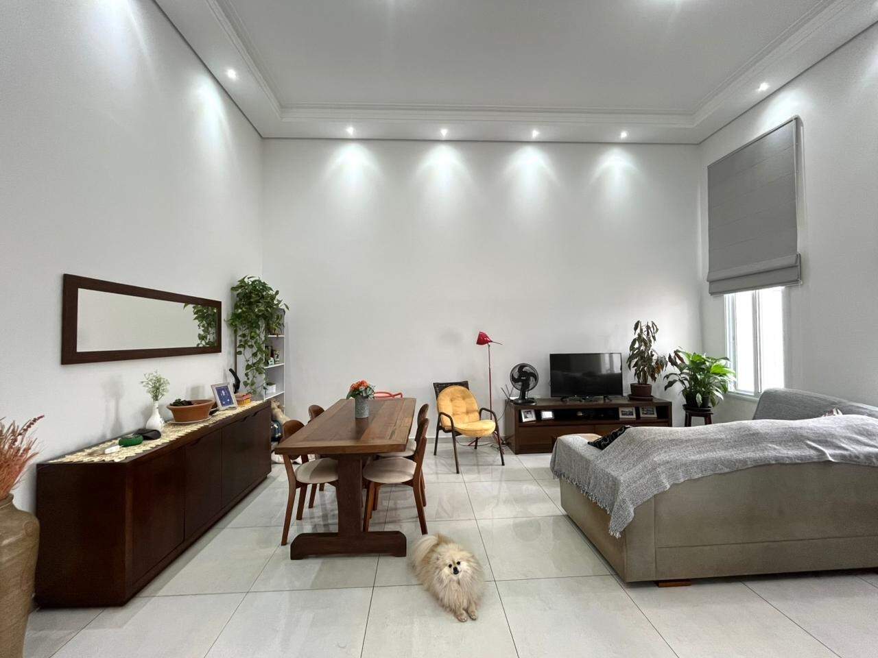 Casa à venda no Portal Ville Jardins: 