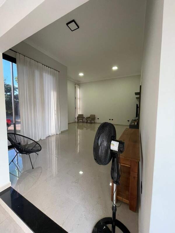 Casa à venda no Portal Ville Gardenia: 