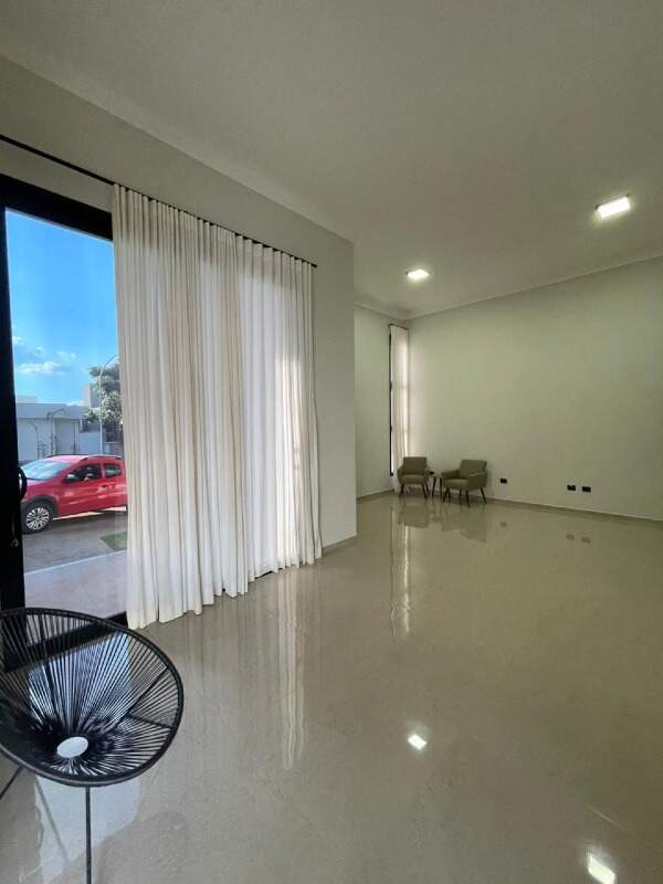 Casa à venda no Portal Ville Gardenia: 